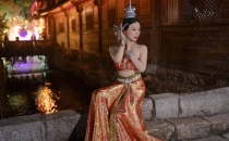 12月避寒旅行，我推荐这里！西双版纳20℃暖冬，星光夜市热带繁花