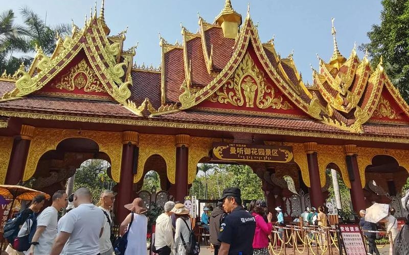 云南西双版纳曼听御花园景区